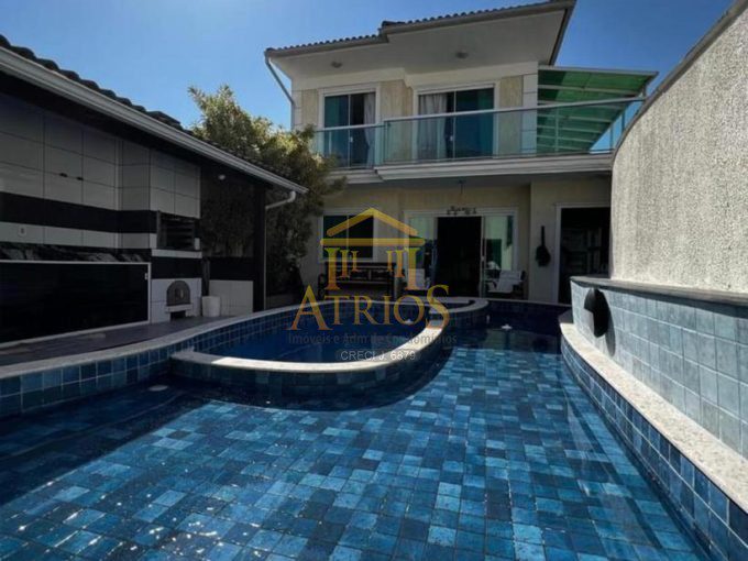 Oportunidade Única – Casa com 4 Suítes e Piscina no Portinho, Cabo Frio-RJ por R$1.5 Milhão